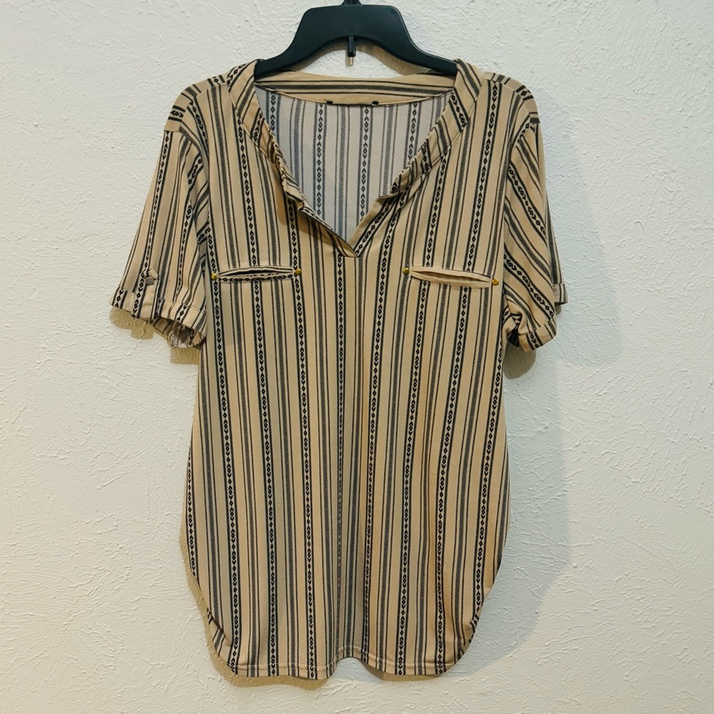 🌴 Striped Tan and Black Women's Maternity Top